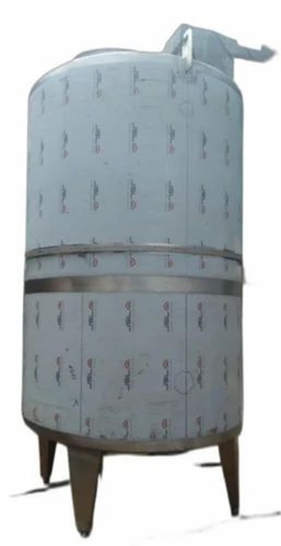 Stainless Steel Vertical Milk Storage Tank