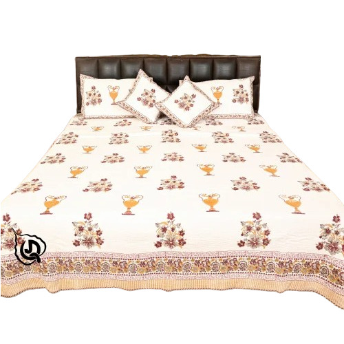 Stat Line Quilted Bed Cover