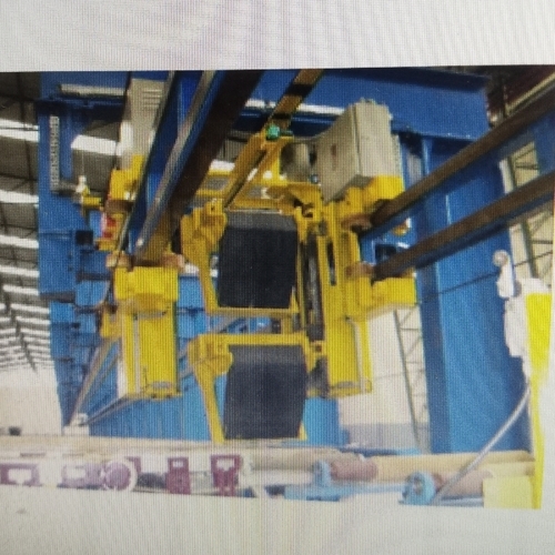 Double puller for aluminium extrusion plant