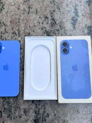 Apple Iphone - Water Resistance: Yes