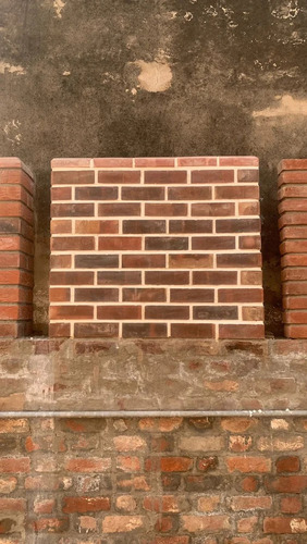 3 Hole Brown Brick - Feature: High Strength