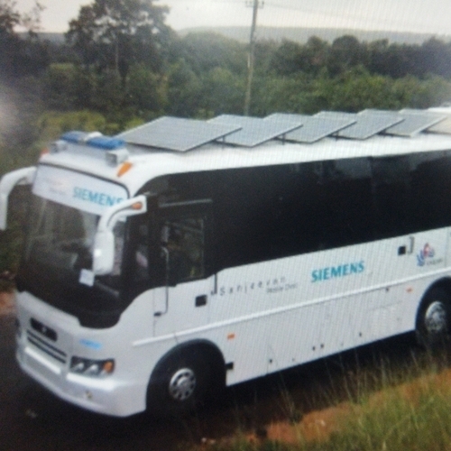 Mobile x ray bus