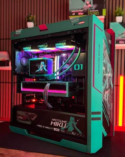 Miku Gaming PC RTX 5080 Ryzen 9 X3D Build