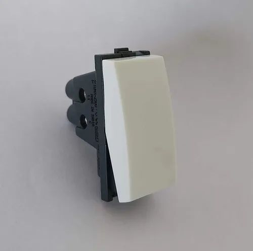 Salzer 10ax 1 Way Switch 1m 240v White Modular Switch