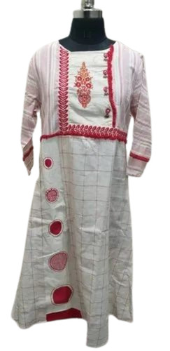 Ladies White Embroidered Round Neck Cotton Kurti