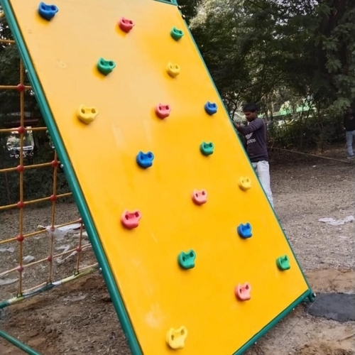 Rock Net Climber