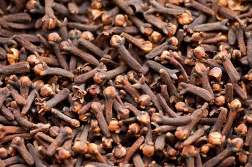 Indonesian Lalpari Dry Cloves
