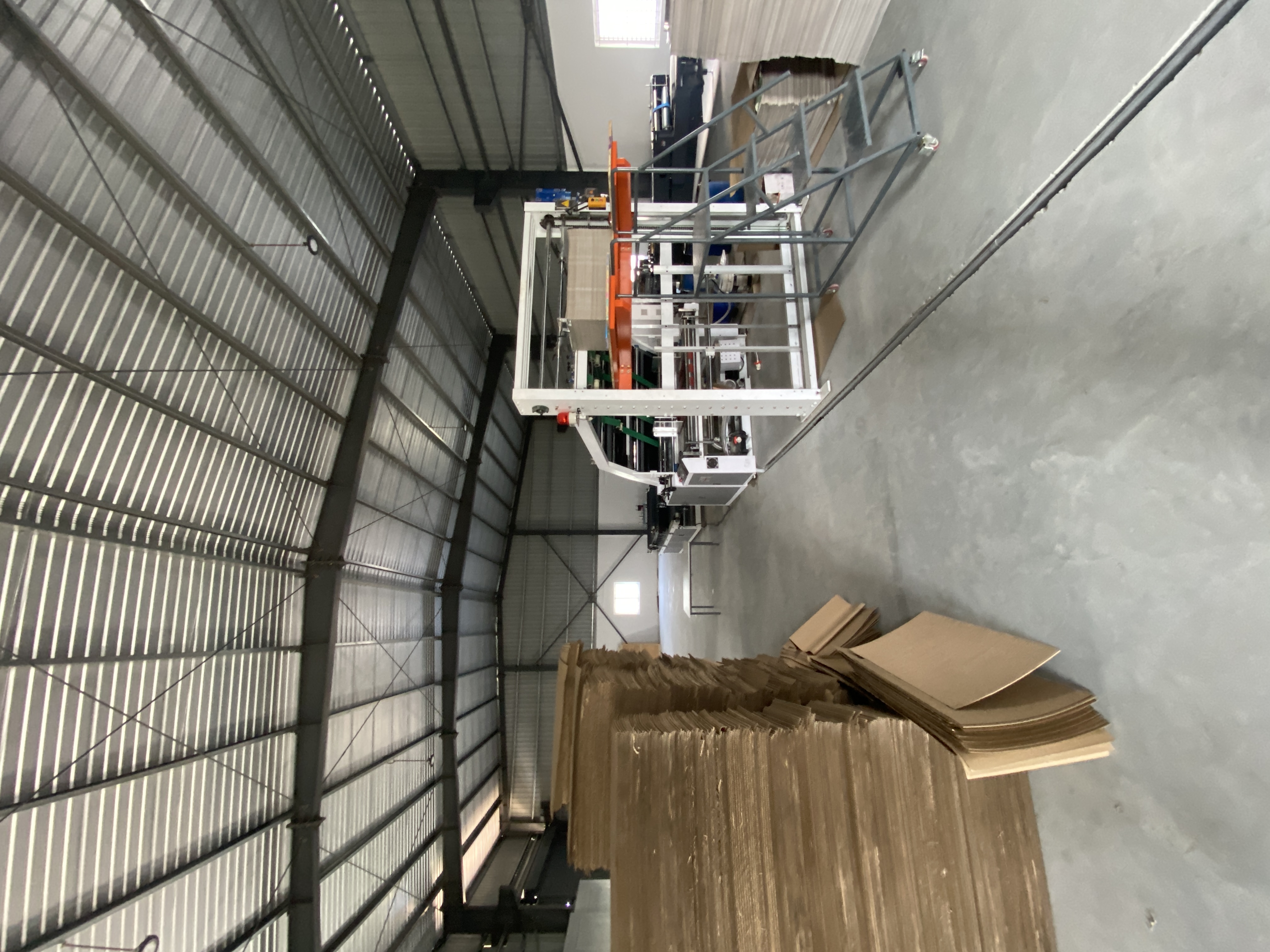Semi Automatic Flute Laminator Machine - Capacity: 3000 Pcs/Hr