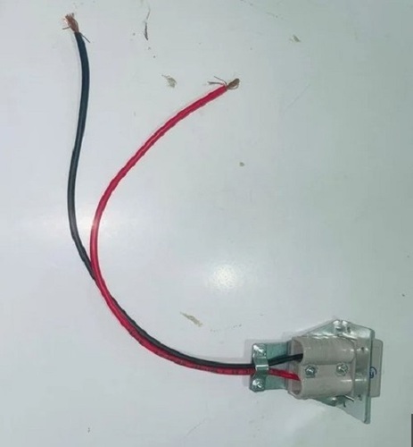 E Rickshaw Plug Socket