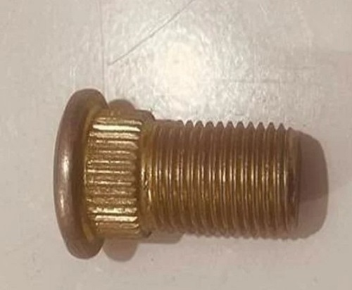 E Rikshaw Wheel Bolt