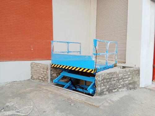 Hydraulic Loading Platform