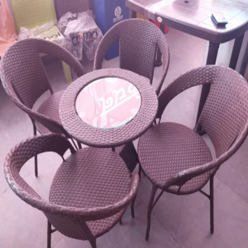 कैफेटेरस सीटिंग चेयर और टेबल सेट
