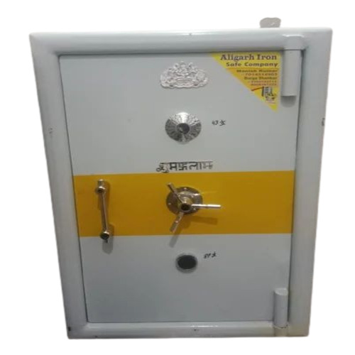 Security Defender Safe