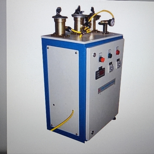 Bamboo slitting machine