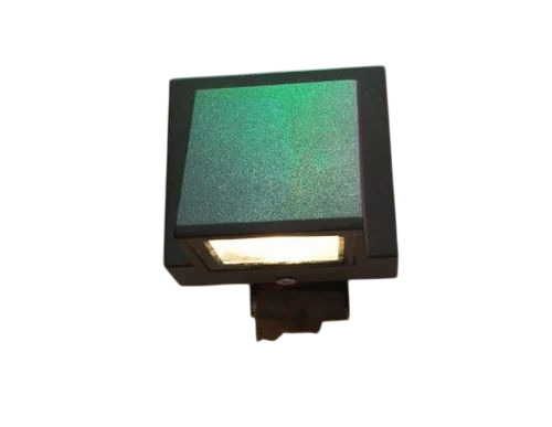 Outdoor Wall Mounted Light