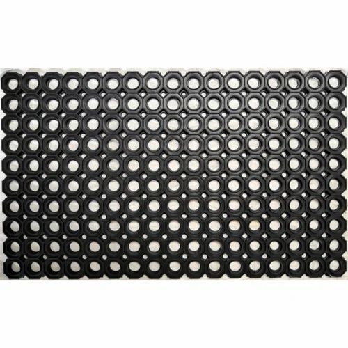 Rubber Hollow Mats - Color: Black