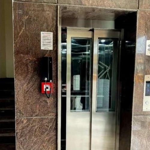 6 Person Ss Half Vision Atd Glass Door Passenger Lifts