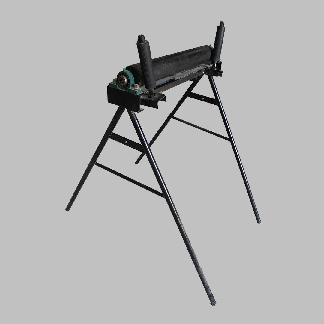 Ground Roller with stand