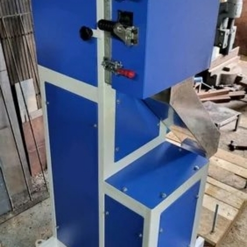 Laboratory plastic strand pelletiser