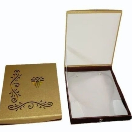 Wooden Necklace Jewelry Boxes