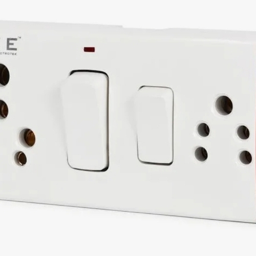 THE ELITE ELECTROTEK Combined Box 16 and 6 Amp With Universal Socket, Master Switch, LED Indicator