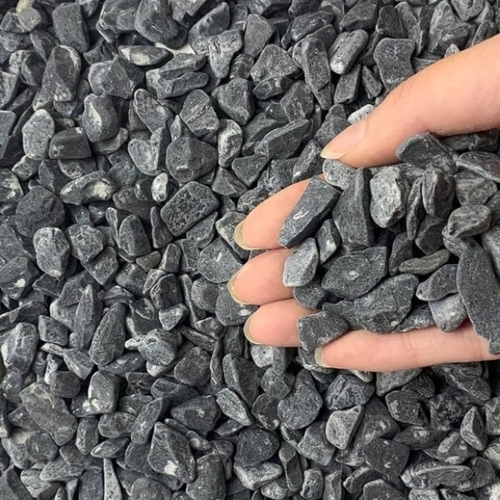 Natural Black Stone Chips