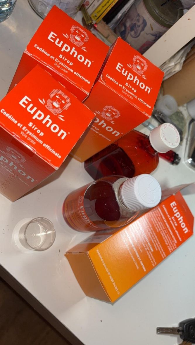 Euphon Cough Syrup. It Is Use For Dry Cough, Throat Irritation Hoarseness, Irritated Airways / Larynx Inflammation Night Cough That Disturbs Sleep - Dosage Form: Syrup