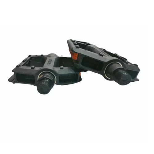 Bicycle Pedal With Reflector