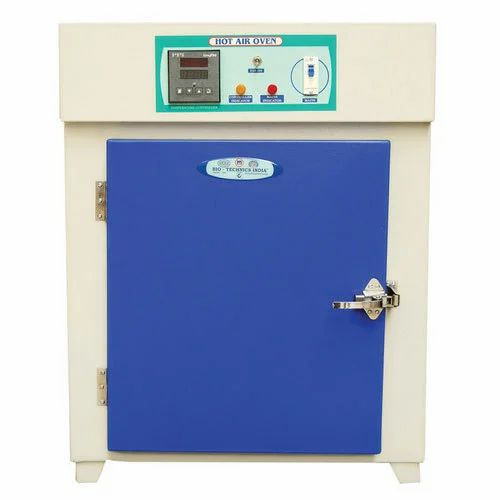 03 Memmert Oven