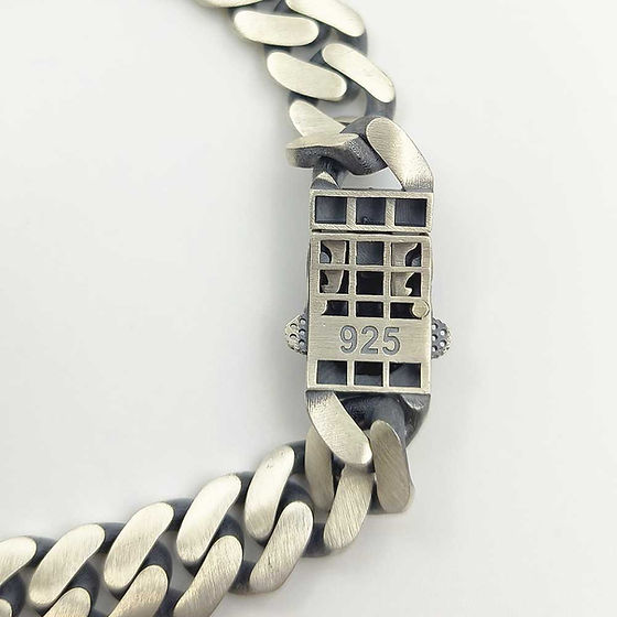 Mens Matt Finishing Pure Silver Lion Lock Design Silver Bracelet 48Gm - Gender: Unisex