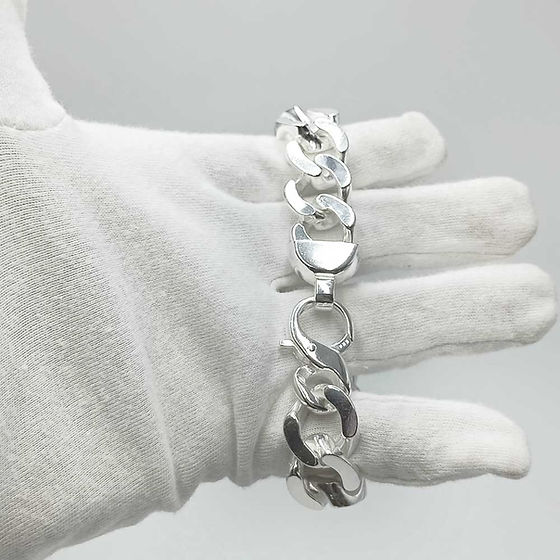 Mens Cuban Link Heavy Silver Bracelet 134Gm - Gender: Unisex