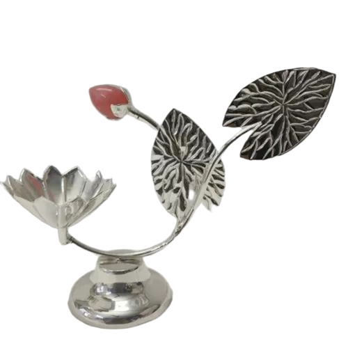 Leaf Design Brass Candle Holders