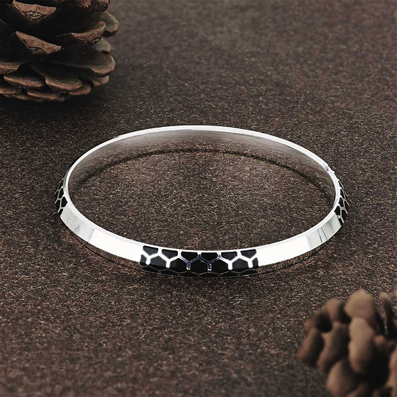 Mens Snake Pattern Black Mina V Shape Pure Silver Kada 50Gm - Gender: Unisex