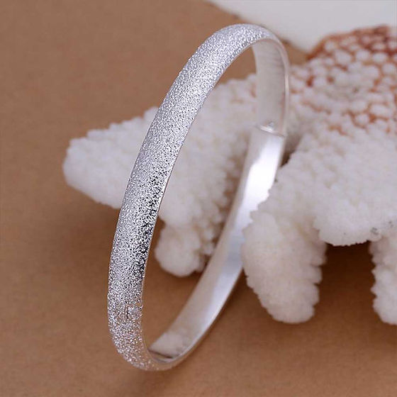 Rough Surface Solid Round Silver Kada 30Gm - Gender: Women