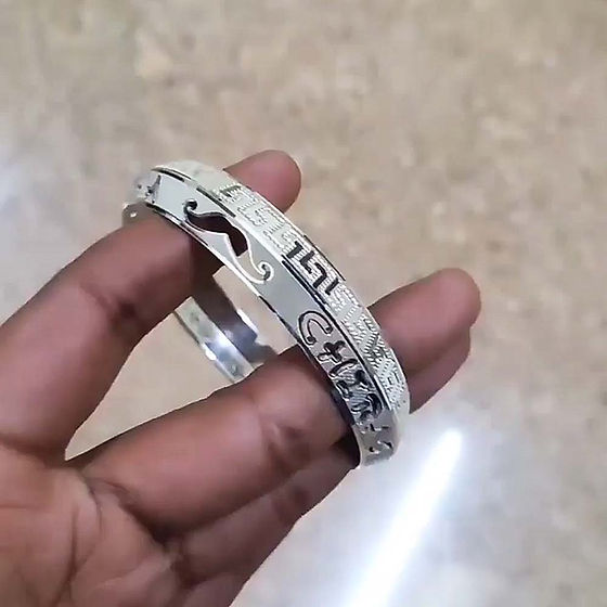 Customised Name Mustache Pattern Cnc Silver Bracelet Kada For Men 30gm - Gender: Unisex
