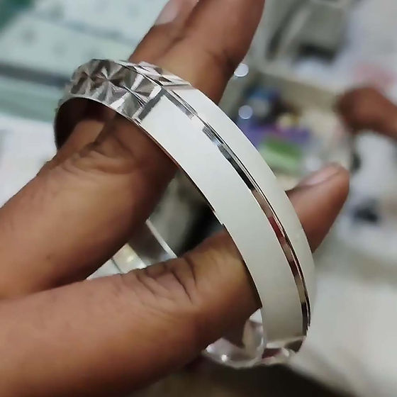 Fancy V12 Pattern Smooth Surface Pure Silver Kada For Men 50Gm - Gender: Unisex