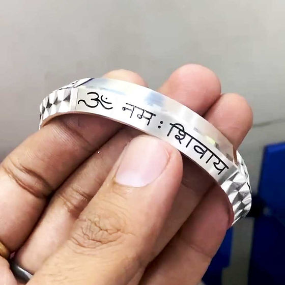 Om Namay Shivaye Customised Name Stylish Pure Silver Kada 50Gm - Gender: Unisex