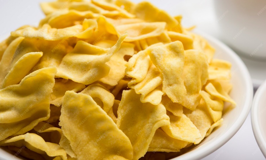 Papdi Gathiya Namkeen