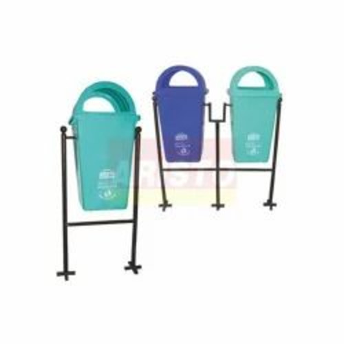 01 Pole Mounted Stand Waste Bin