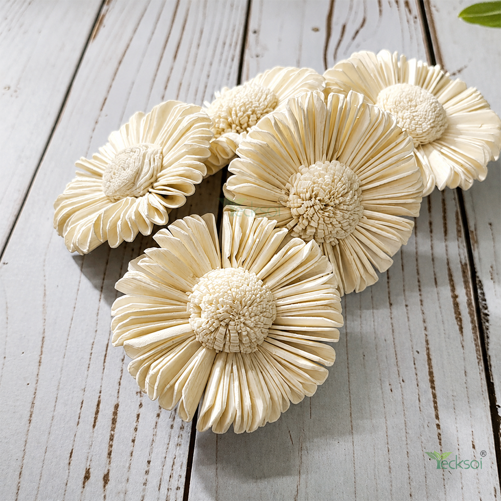 Tecksoi White Gerbera Daisy Sola Wood Flower Elegant Handcrafted Floral Beauty For Premium Home & Event Deeor - Shelf Life: 2 Years