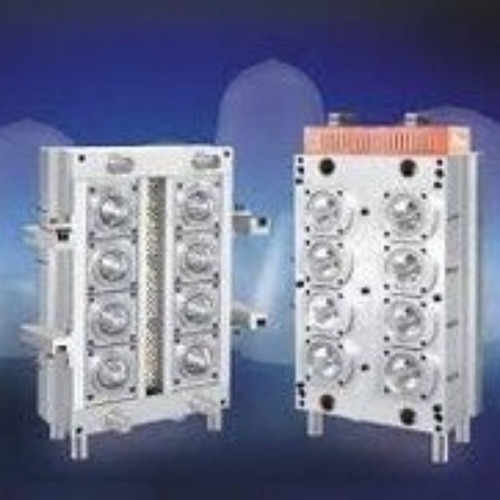 Eight Cavity Injection Mould