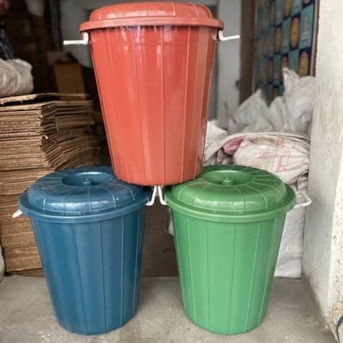 Plastic drum