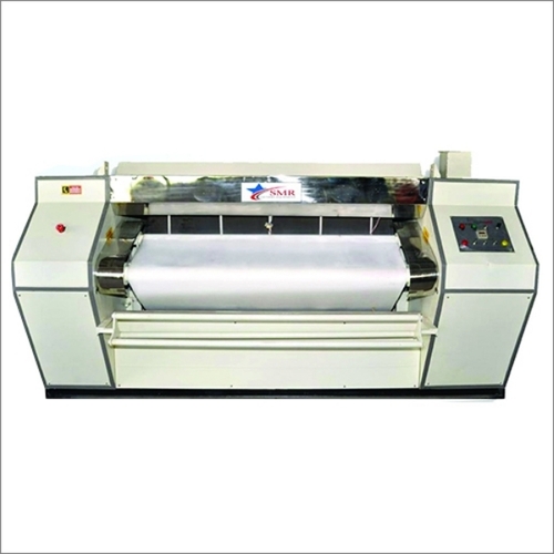 Saree rolling machine
