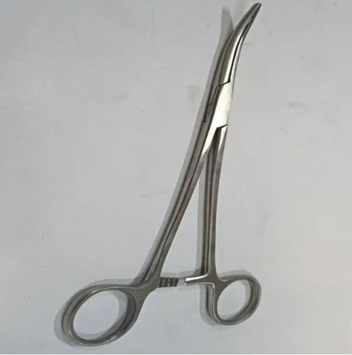 Henney Hysterectomy Clamp
