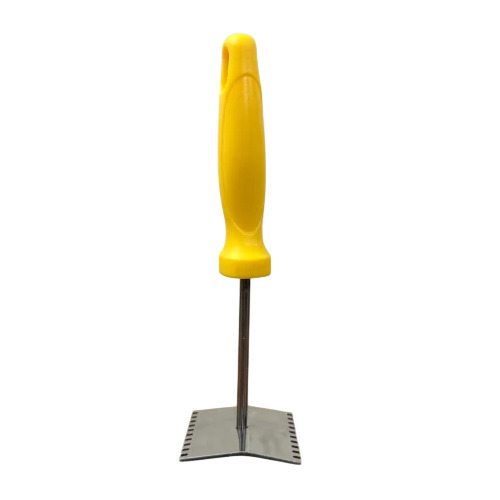 Queen Excluder Scraper