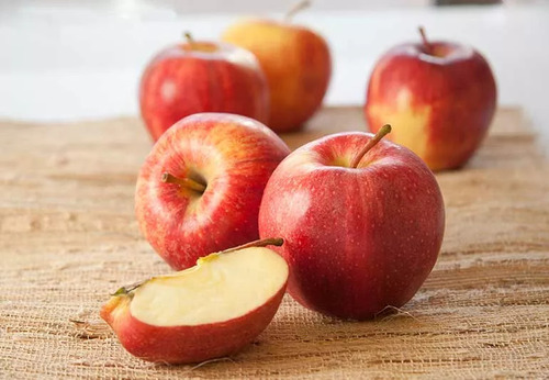 Natural Taste Fresh Apple - Cultivation Type: Common