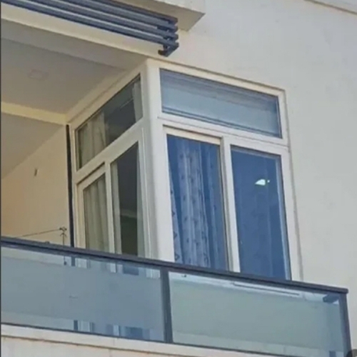 Upvc Corner Sliding Window - Application: Residential And Commercial