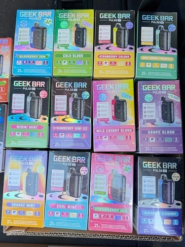 Geek Bar Puffs Disposable Vape at wholesales rate