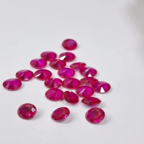 02 Round Red (Ruby) Colour Cubic Zirconia Stone