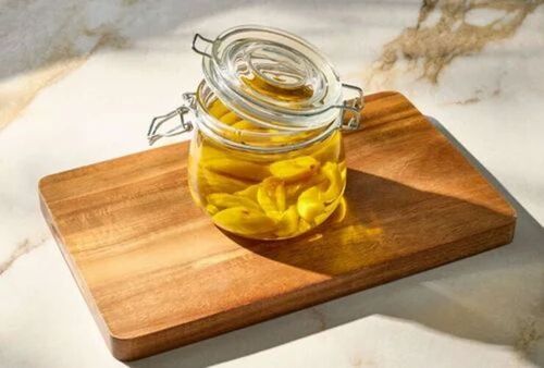 Pure Garlic Essential Oil Steam Distilled
